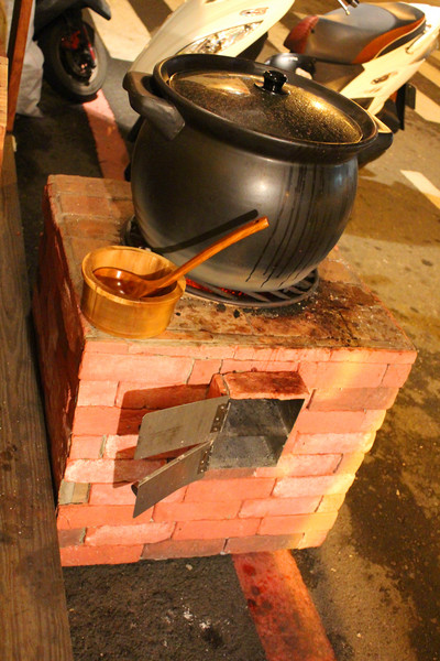 吐司袋袋：[台南]宵夜場紅豆湯X烤麻吉=冬天裡的大滿足 吐司袋袋