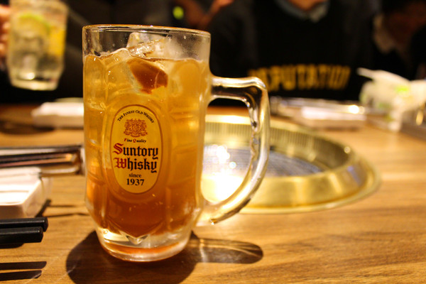 乾杯 (台南安平店)：[台南]大口吃肉+氣氛high翻 乾杯安平店