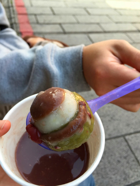 友．友 tomotomo：[台南]萌系列紅豆湯＃神農街散步新甜食 友．友 tomotomo