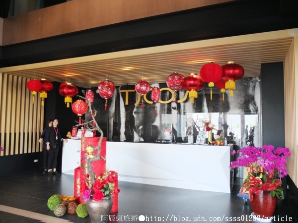 台鉅美妝觀光工廠(TJ COS):【旅行遊記。台南仁德區】台鉅美妝觀光工廠(邀稿文)。全台第一家彩妝專業觀光工廠 平價時尚玩美天堂