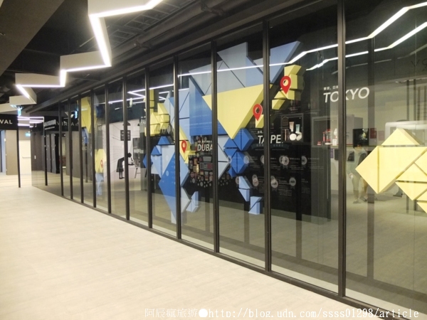 台鉅美妝觀光工廠(TJ COS):【旅行遊記。台南仁德區】台鉅美妝觀光工廠(邀稿文)。全台第一家彩妝專業觀光工廠 平價時尚玩美天堂