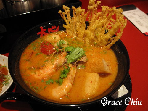 大心泰式麵食(台北車站2樓微風)