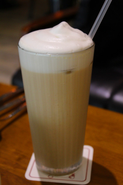 AM&PM洋食館-巨蛋店：[高雄]手工現做麵包x星星披薩 平價大滿足 AM&PM洋食館-巨蛋店