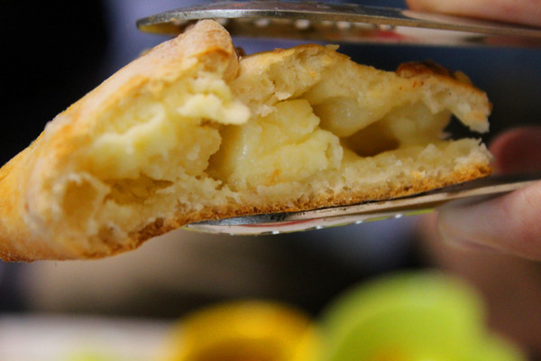 AM&PM洋食館-巨蛋店：[高雄]手工現做麵包x星星披薩 平價大滿足 AM&PM洋食館-巨蛋店