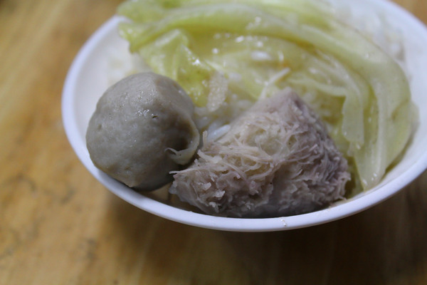 福味石頭火鍋：[台南]俗又大碗 平價大滿足 福味石頭火鍋