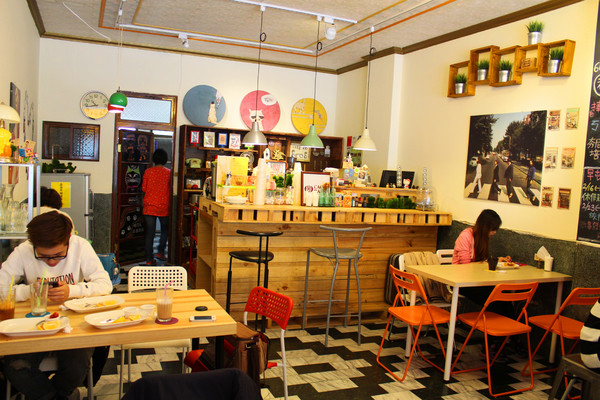 倉庫早頓：[台南]活力的一天就是要吃早餐 倉庫早頓