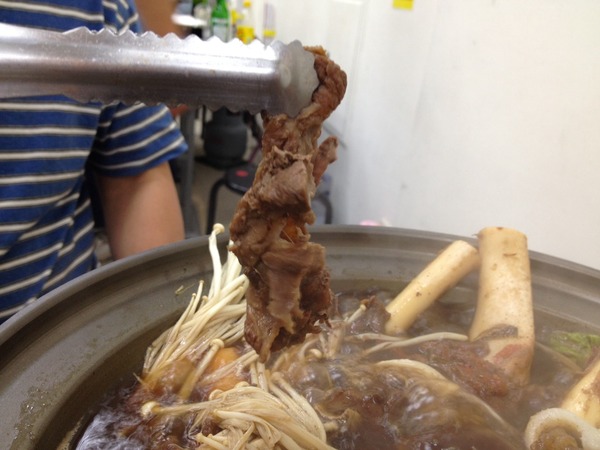 小名羊肉爐:<口碑券004>小名羊肉爐-花不到三百元讓你吃到咩咩叫