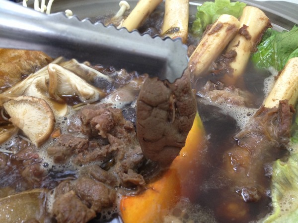 小名羊肉爐:<口碑券004>小名羊肉爐-花不到三百元讓你吃到咩咩叫