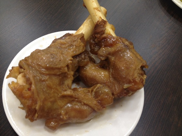 小名羊肉爐:<口碑券004>小名羊肉爐-花不到三百元讓你吃到咩咩叫