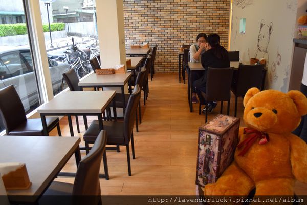 小熊義廚房：♥信義安和小熊義廚房--大分量牛排麵!