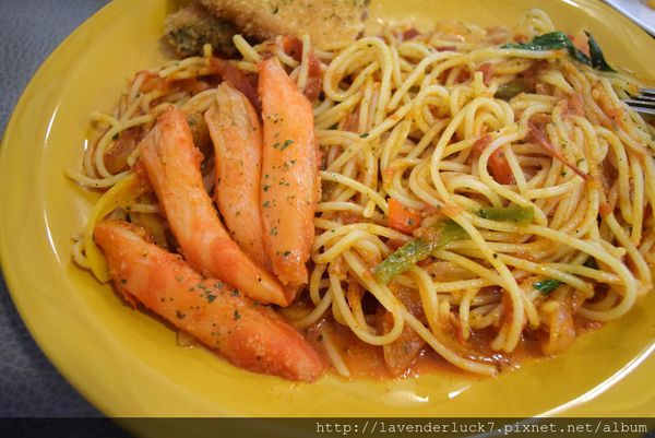 小熊義廚房：♥信義安和小熊義廚房--大分量牛排麵!