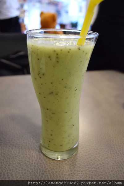 小熊義廚房：♥信義安和小熊義廚房--大分量牛排麵!