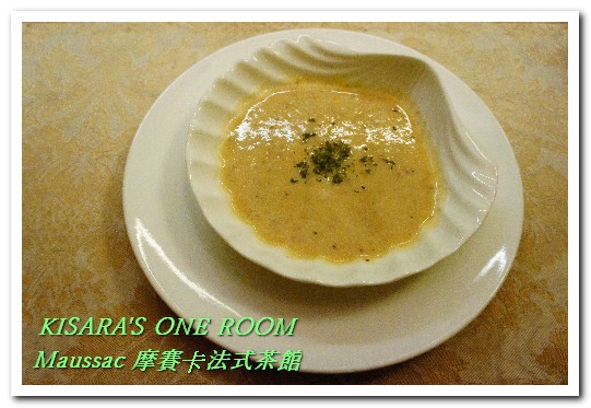 Maussac 摩賽卡法式茶館餐廳：永康商圈茶館．夜！悠閒法國風晩茶來佐餐──摩賽卡法式茶館