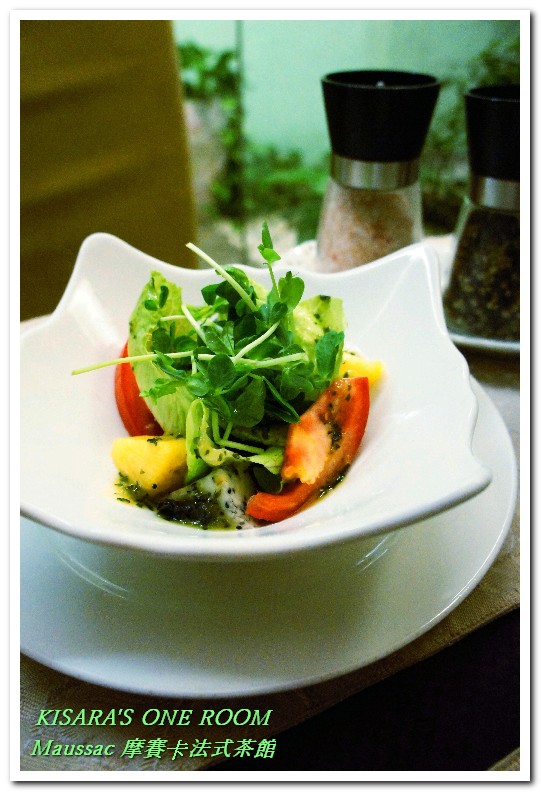 Maussac 摩賽卡法式茶館餐廳：永康商圈茶館．夜！悠閒法國風晩茶來佐餐──摩賽卡法式茶館