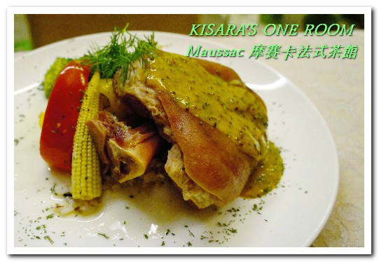 Maussac 摩賽卡法式茶館餐廳：永康商圈茶館．夜！悠閒法國風晩茶來佐餐──摩賽卡法式茶館