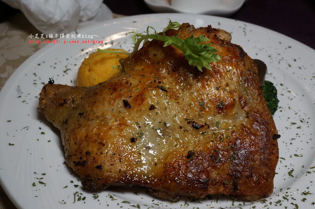 摩薩卡法式茶館24