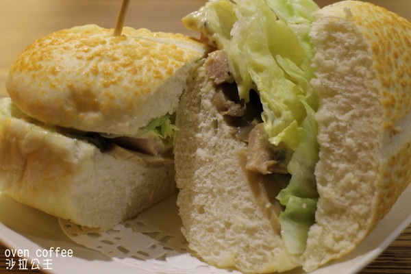 oven coffee(光復店)：甜密約會/台北『oven coffee』光復店/鬆餅/早餐/下午茶