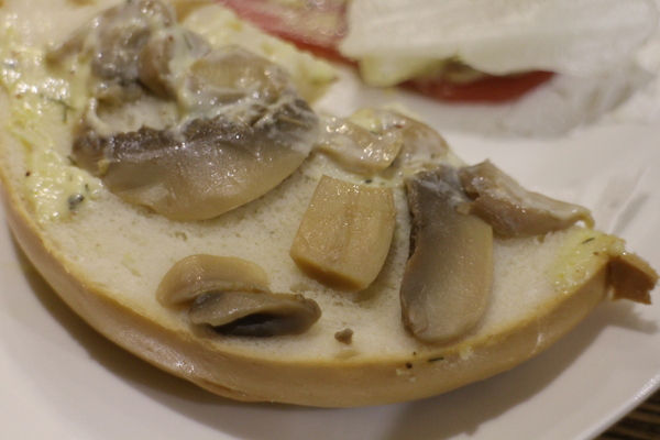 oven coffee(光復店)：甜密約會/台北『oven coffee』光復店/鬆餅/早餐/下午茶