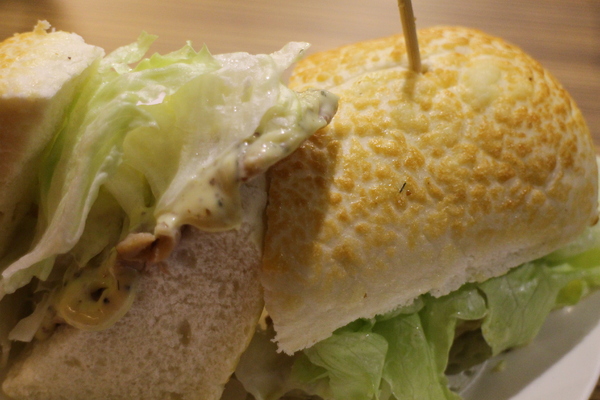 oven coffee(光復店)：甜密約會/台北『oven coffee』光復店/鬆餅/早餐/下午茶