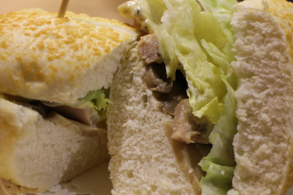 oven coffee(光復店)：甜密約會/台北『oven coffee』光復店/鬆餅/早餐/下午茶