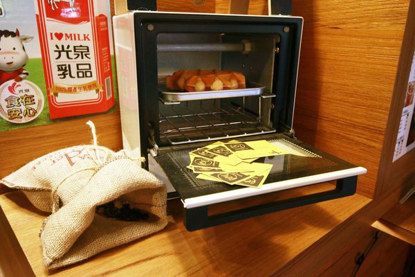 【台北】oven coffee光復店-美味的鬆餅、早餐