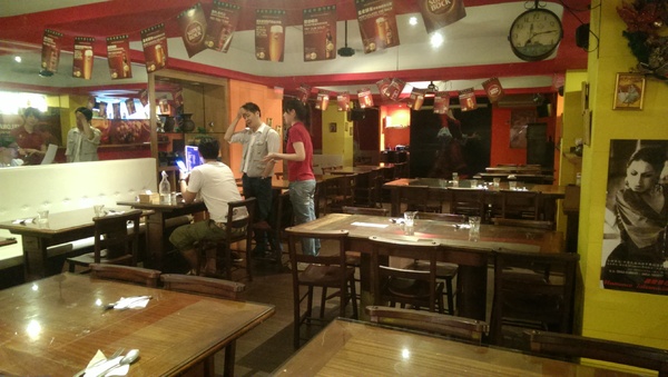 巴塞隆納西班牙餐廳Barcelona Tapas Bar&Restaurant:臨時插花的行程~巴塞隆納西班牙餐廳