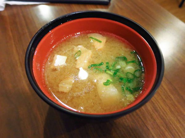 【台北】毅壽司平價日式料理-信義區也能吃到120元生魚片丼飯