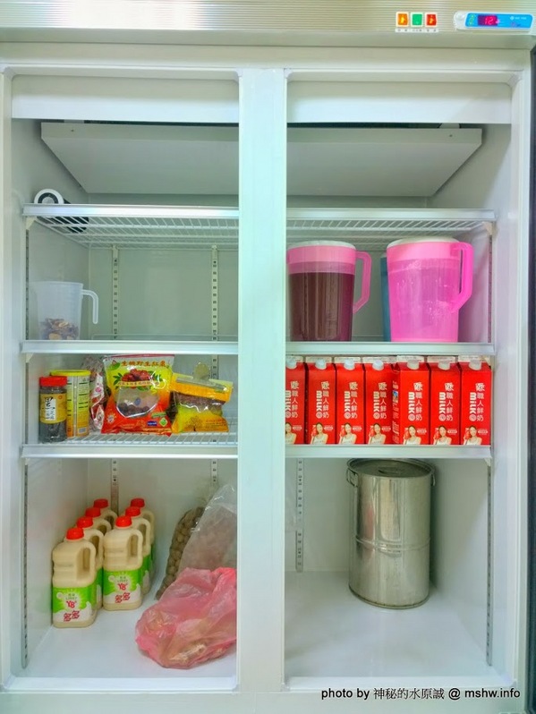 禪茶(逢甲店)：【食記】台中Zen Tea 禪茶逢甲店專訪@西屯逢甲夜市 : 成本不妥協,用心選料做好茶