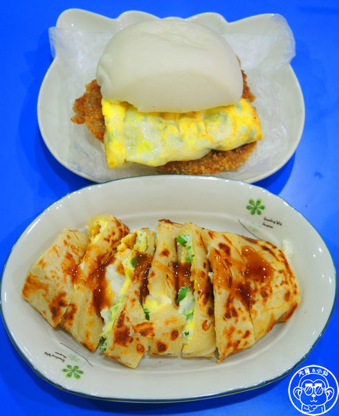 2個蛋早餐：呷飽祙【新北板橋･2個蛋早餐】有厚度的手工蛋餅