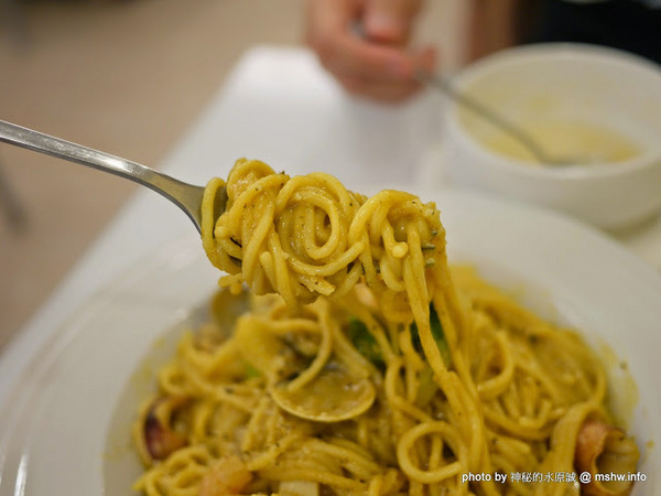 喵匠義式麵坊：【食記】台中喵匠義式麵坊@沙鹿捷運BRT靜宜大學 : 不只是可愛! 給你暖暖幸福的平價美味義式料理