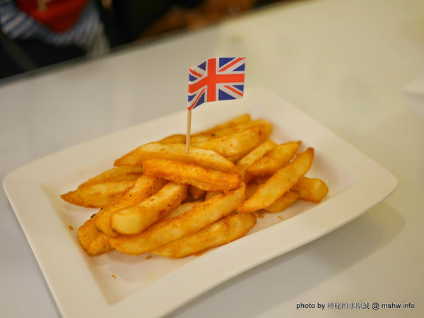 喵匠義式麵坊：【食記】台中喵匠義式麵坊@沙鹿捷運BRT靜宜大學 : 不只是可愛! 給你暖暖幸福的平價美味義式料理