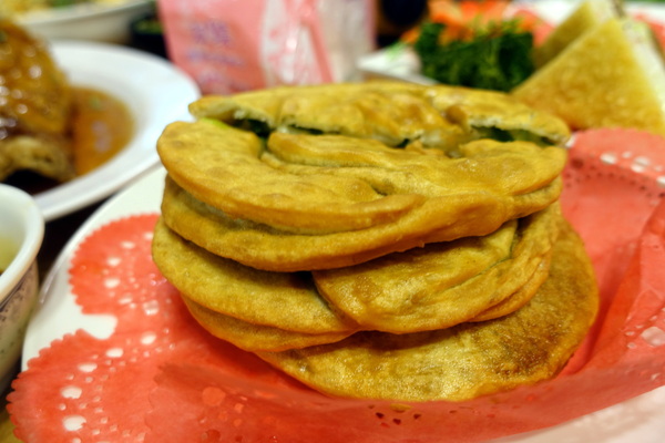 玉蘭活魚餐廳:(胖樺食記)桃園龍潭活魚三吃「玉蘭活魚餐廳」/有停車位/石門水庫/平價/三代老店