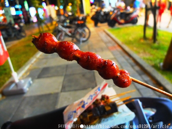 林師傅烤肉:【美食特搜。屏東市】林師傅烤肉滷味。屏東宵夜 在地人與學生喜愛的深夜美食