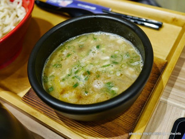 富士山55沾麵：【食記】台中つけめん・ラーメン フジヤマ55 Fujiyama GoGo 富士山55元祖沾麵本家@西屯中科水世界 : 日本關西No.1的QQ拉麵,一種價格雙重享受