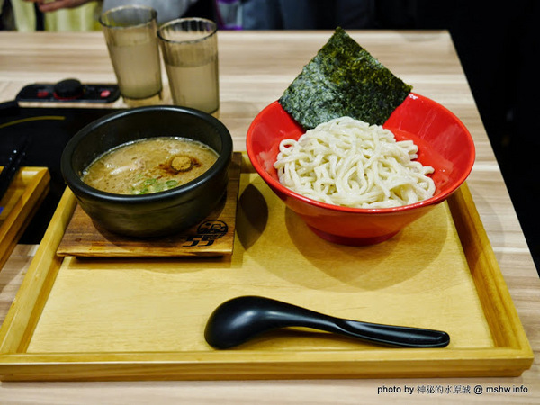 富士山55沾麵：【食記】台中つけめん・ラーメン フジヤマ55 Fujiyama GoGo 富士山55元祖沾麵本家@西屯中科水世界 : 日本關西No.1的QQ拉麵,一種價格雙重享受