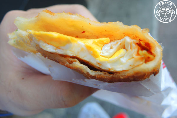 華陰街商圈  脆皮蔥油餅：呷飽祙【台北大同･黃福龍脆皮蔥油餅】後火車站必吃蔥油餅