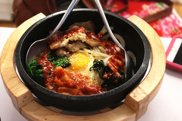 誠實泡菜：逢甲夜市新韓式料理~誠實泡菜~