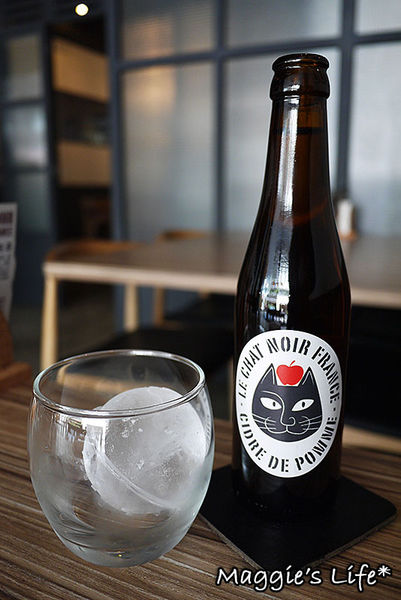 ALLEZ BISTRO 來酒館:◆台北美食。捷運小巨蛋站【ALLEZ BISTRO來酒館】用美味的食物為您加油、打氣!