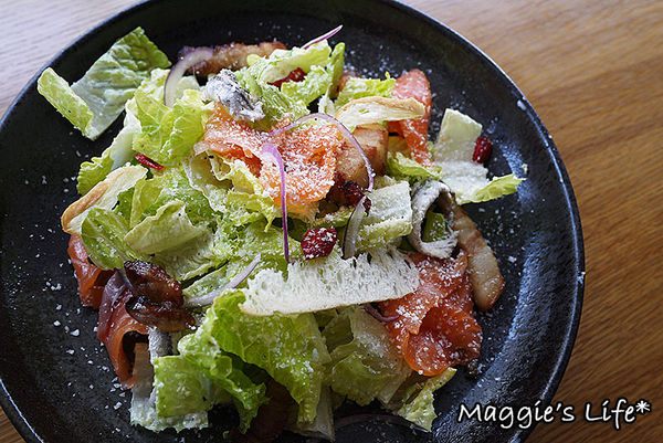 ALLEZ BISTRO 來酒館:◆台北美食。捷運小巨蛋站【ALLEZ BISTRO來酒館】用美味的食物為您加油、打氣!