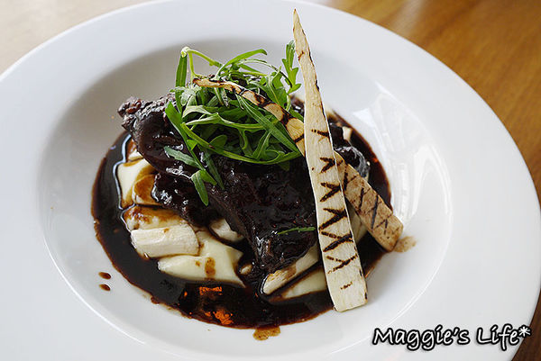 ALLEZ BISTRO 來酒館:◆台北美食。捷運小巨蛋站【ALLEZ BISTRO來酒館】用美味的食物為您加油、打氣!