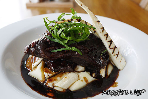 ALLEZ BISTRO 來酒館:◆台北美食。捷運小巨蛋站【ALLEZ BISTRO來酒館】用美味的食物為您加油、打氣!