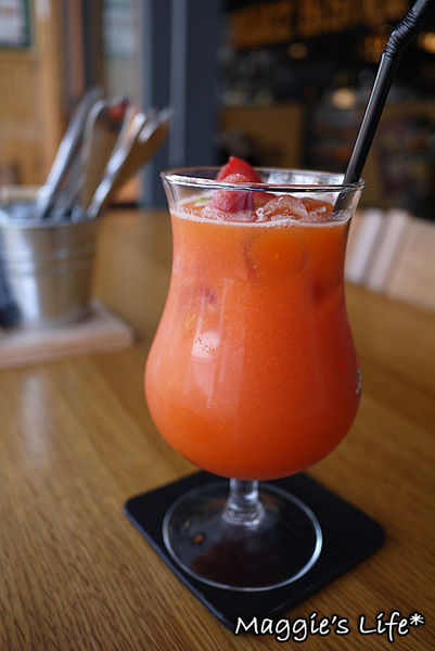 ALLEZ BISTRO 來酒館:◆台北美食。捷運小巨蛋站【ALLEZ BISTRO來酒館】用美味的食物為您加油、打氣!