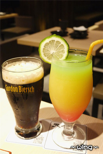 天八日式居酒屋(忠孝店)：［台北東區］食材鮮美日式料理。【天八日式居酒屋-忠孝店】生魚片/握壽司/韓式炸雞/牛小排體驗(捷運忠孝敦化站美食餐廳)