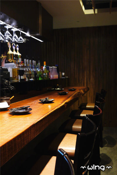 天八日式居酒屋(忠孝店)：［台北東區］食材鮮美日式料理。【天八日式居酒屋-忠孝店】生魚片/握壽司/韓式炸雞/牛小排體驗(捷運忠孝敦化站美食餐廳)