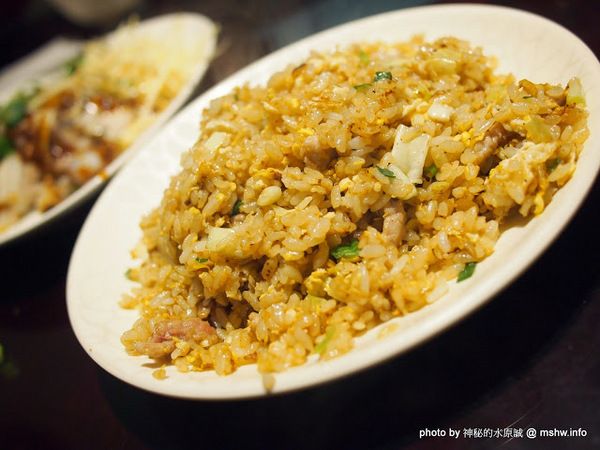 順欣鮮味料理:【食記】台中順欣鮮味料理-生蚵.海鮮.熱炒@西區模範市場捷運BRT中正國小 : 模範市場邊的好吃現炒?Orz