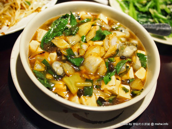 順欣鮮味料理:【食記】台中順欣鮮味料理-生蚵.海鮮.熱炒@西區模範市場捷運BRT中正國小 : 模範市場邊的好吃現炒?Orz