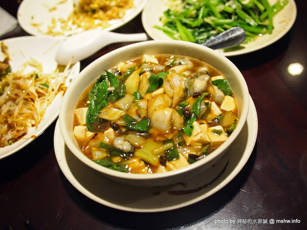 順欣鮮味料理:【食記】台中順欣鮮味料理-生蚵.海鮮.熱炒@西區模範市場捷運BRT中正國小 : 模範市場邊的好吃現炒?Orz