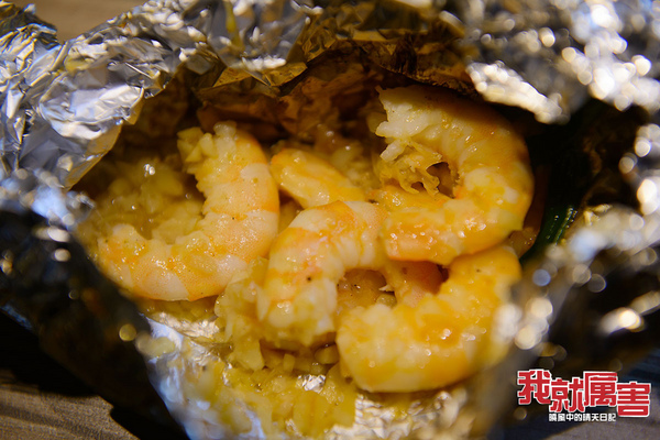 我!就厲害(西門店)：【口碑券|我!就厲害 西門店】店如其名 海鮮鮮度一級棒 鮮蝦吃翻天&啤酒喝通海之 老闆這樣賣真的沒關係嗎