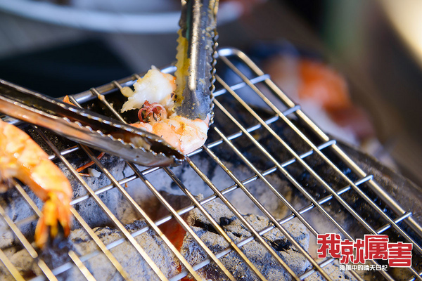 我!就厲害(西門店)：【口碑券|我!就厲害 西門店】店如其名 海鮮鮮度一級棒 鮮蝦吃翻天&啤酒喝通海之 老闆這樣賣真的沒關係嗎