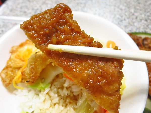 【台北美食】赤峰街無名排骨飯-低調沒有招牌的排骨飯